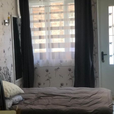 Appartment In Old Tbs, Near Holy Trinity Cathedral Τυφλίδα Εξωτερικό φωτογραφία