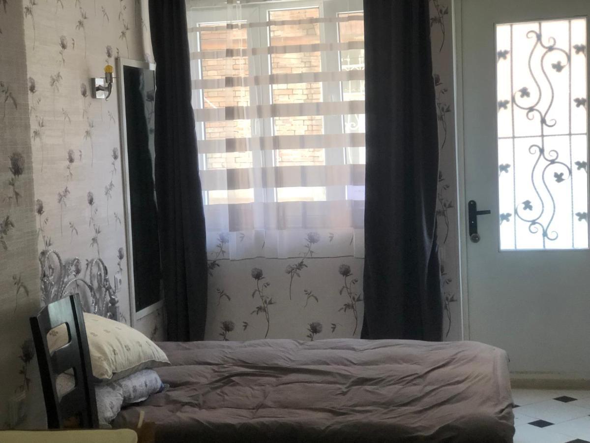 Appartment In Old Tbs, Near Holy Trinity Cathedral Τυφλίδα Εξωτερικό φωτογραφία